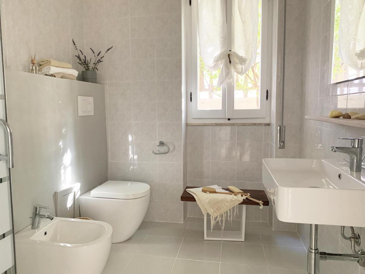 Tap Apartments - In Independent House With Private Garden Alghero Buitenkant foto
