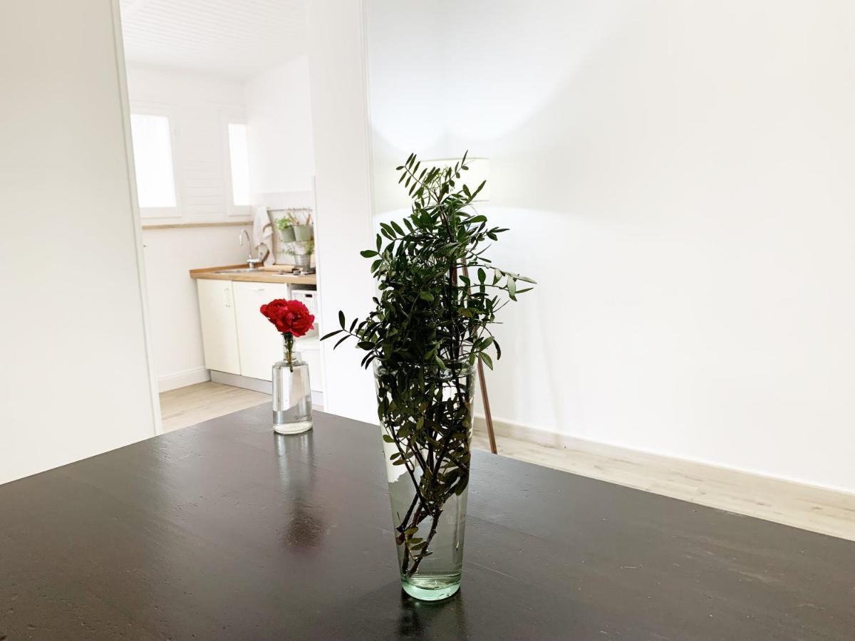 Tap Apartments - In Independent House With Private Garden Alghero Buitenkant foto